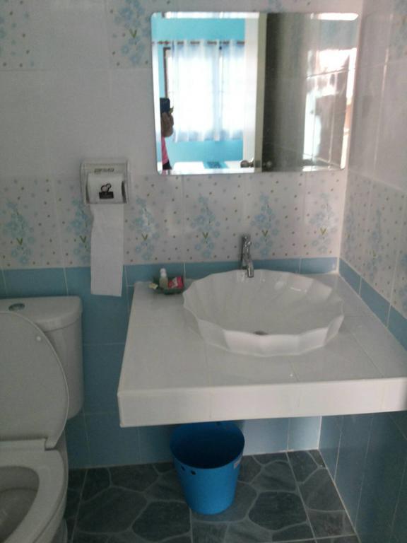 Chanakarn Guesthouse Sangkhla Buri Esterno foto