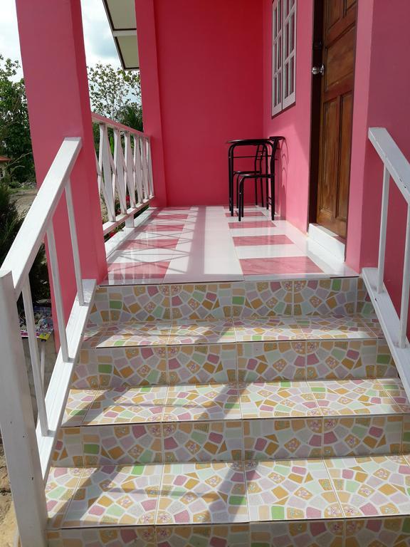Chanakarn Guesthouse Sangkhla Buri Esterno foto